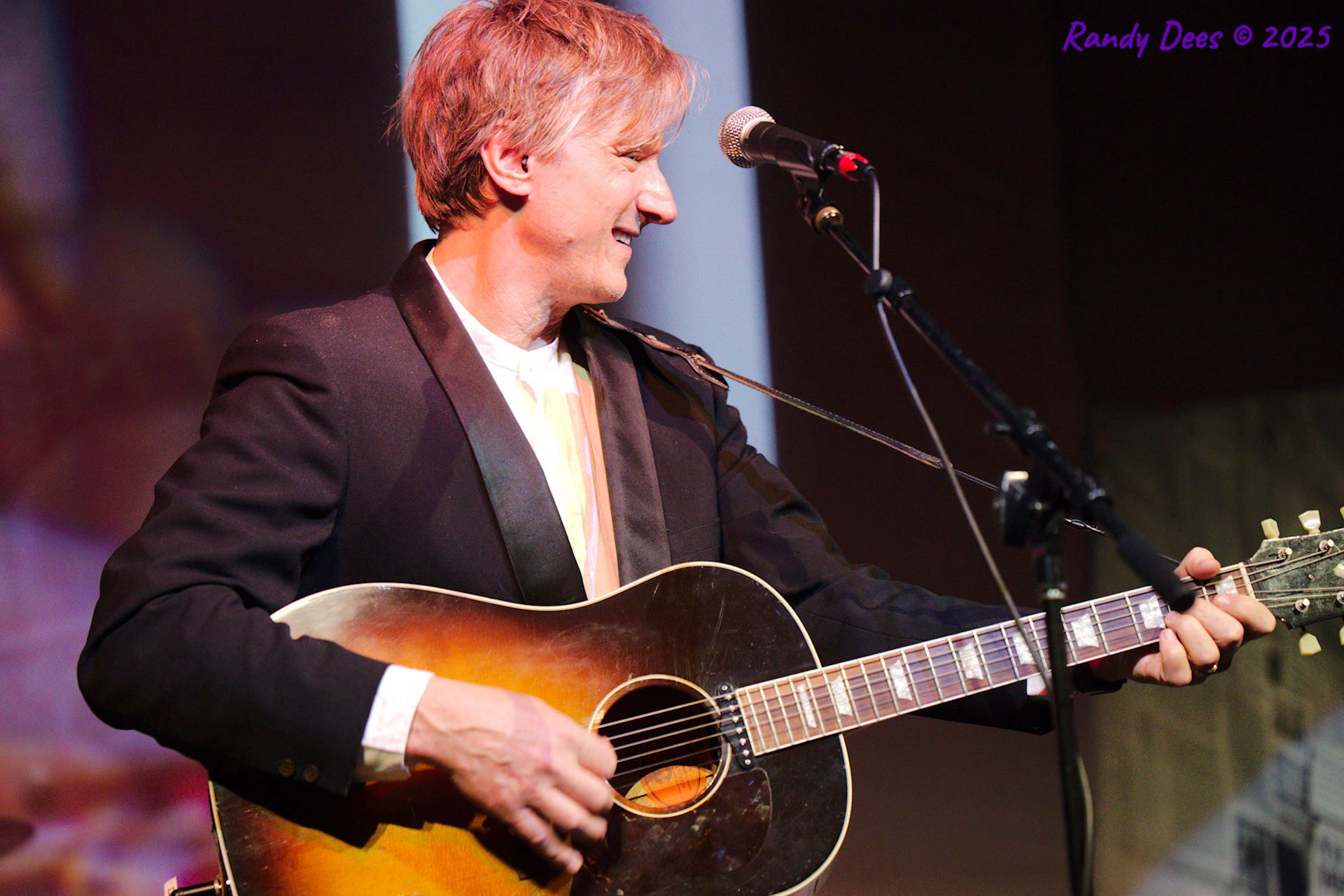 The Traveling Wilburys & Beyond