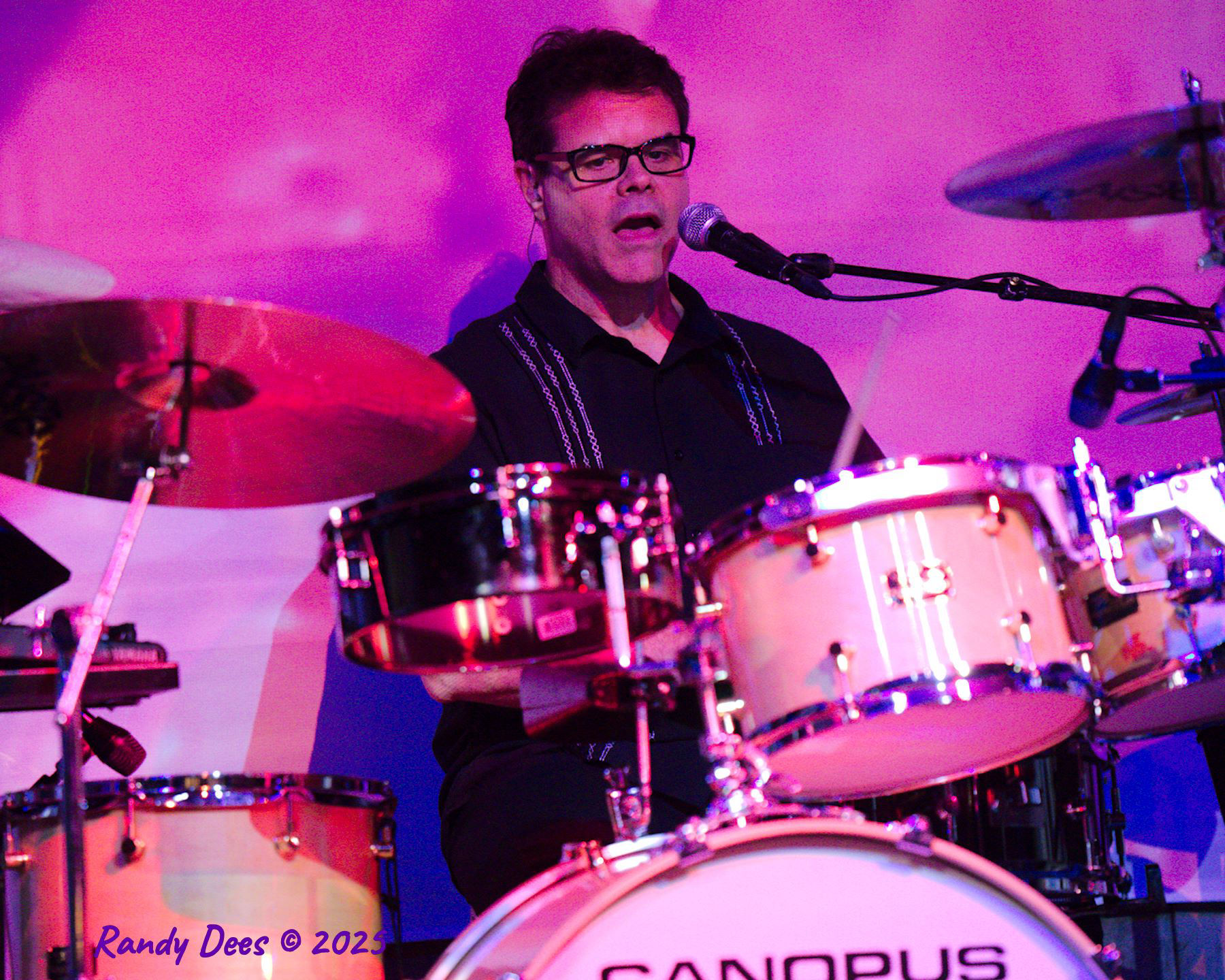 The Traveling Wilburys & Beyond