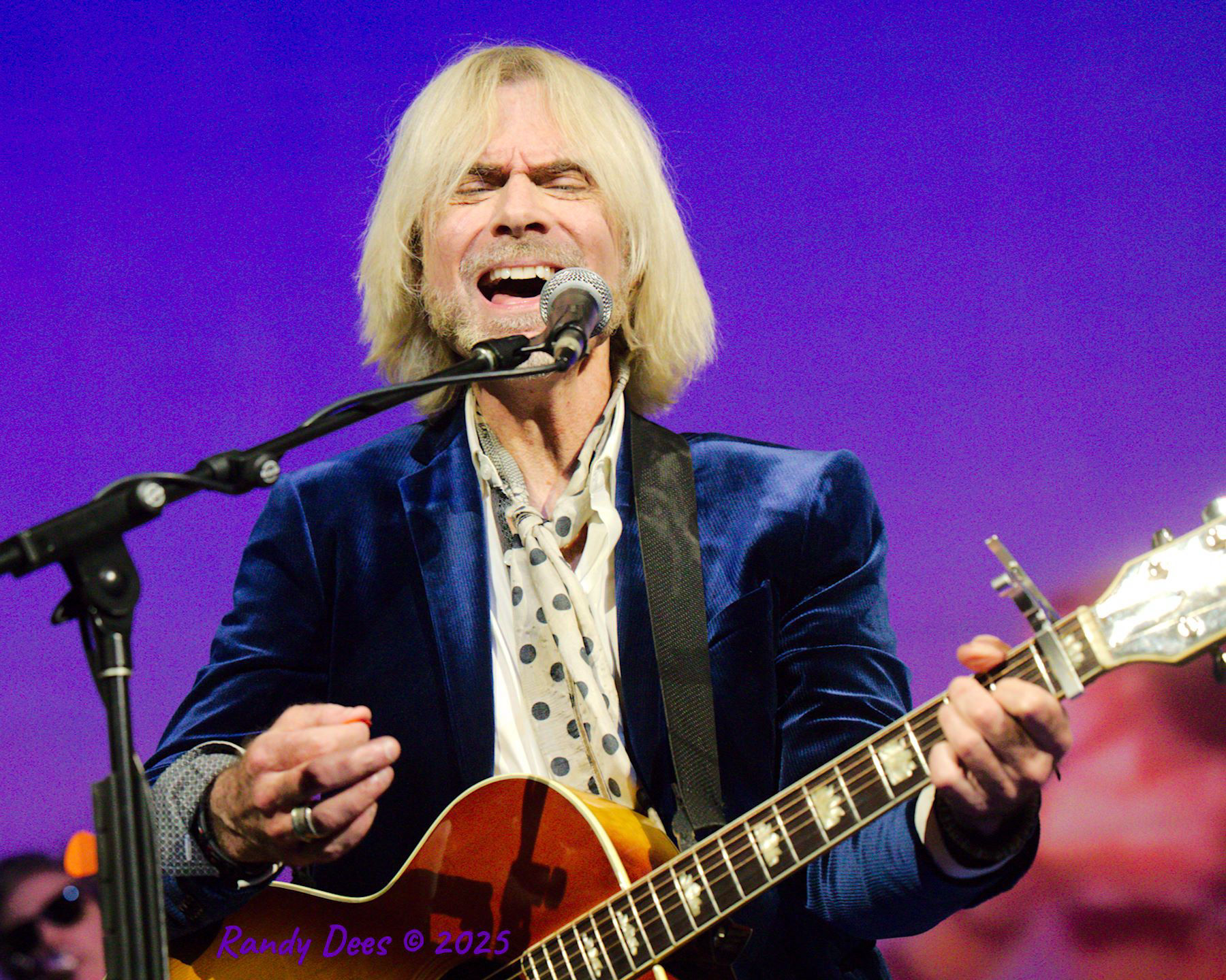 The Traveling Wilburys & Beyond