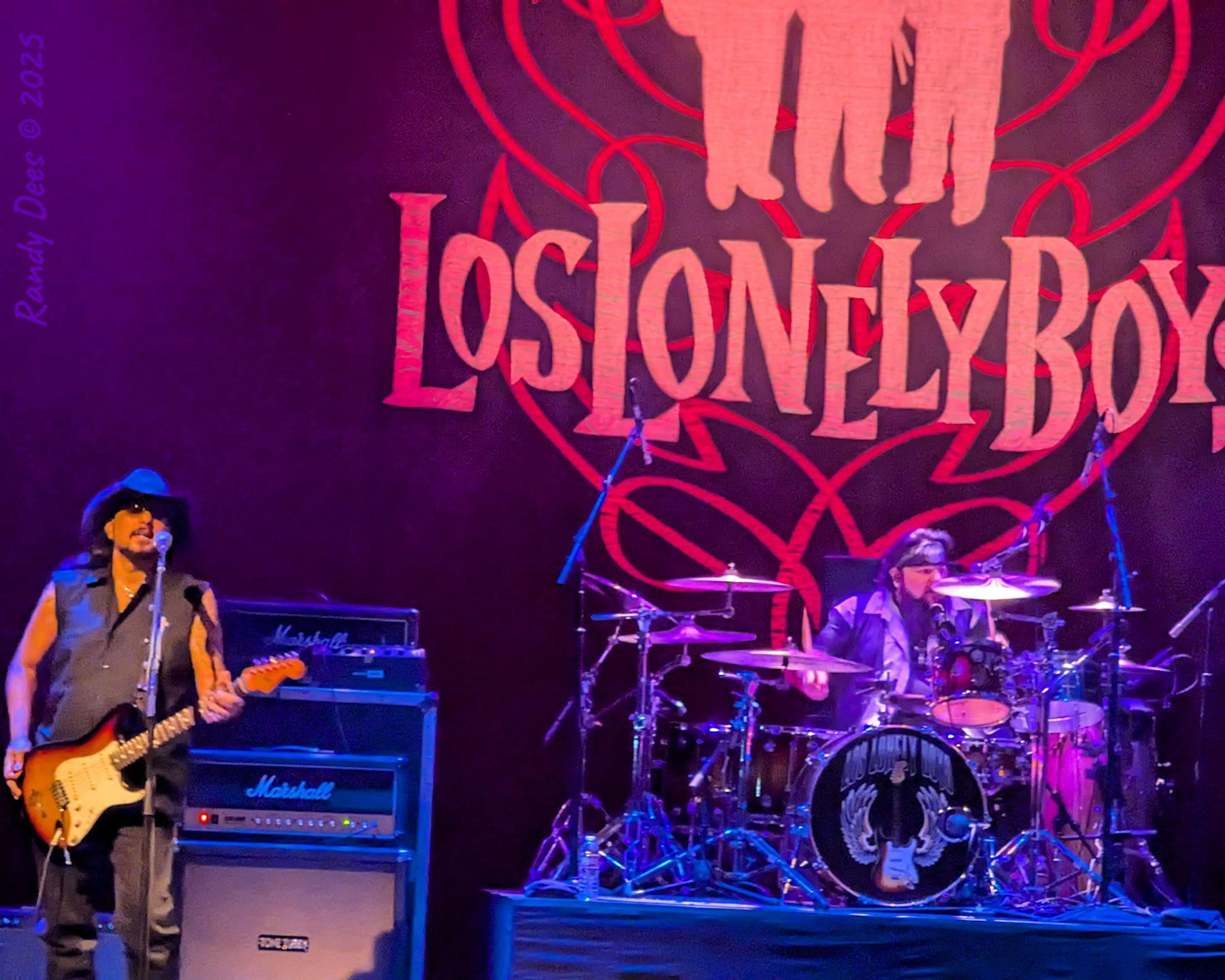 Los Lonely Boys / Del Castillo